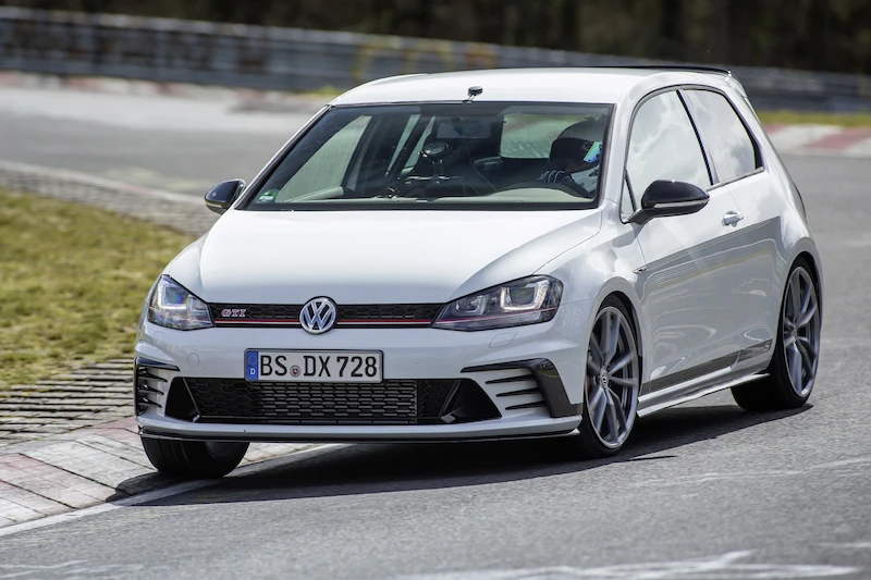 Volkswagen Golf GTI Clubsport S - 10.