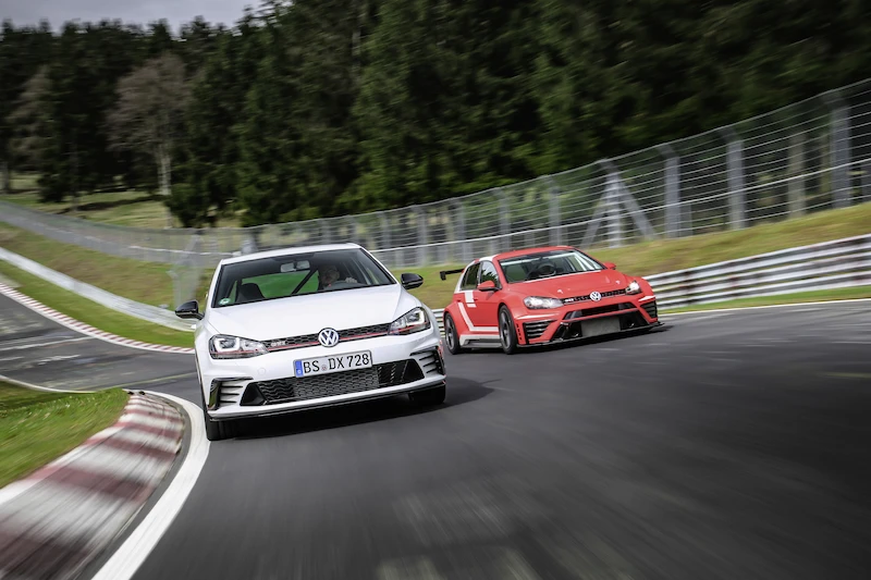 Volkswagen Golf GTI Clubsport S - 20.