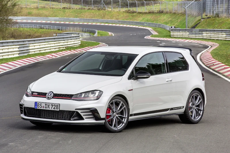 Volkswagen Golf GTI Clubsport S - 40.