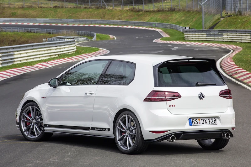 Volkswagen Golf GTI Clubsport S - 24.