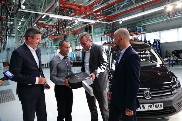 2500000 samochodów z fabryki Volkswagen Poznań