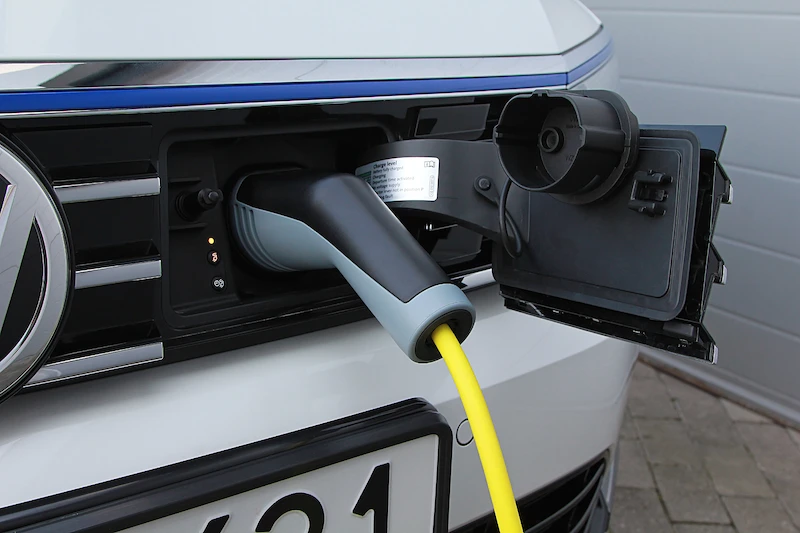 Passat GTE, technologia - 3.