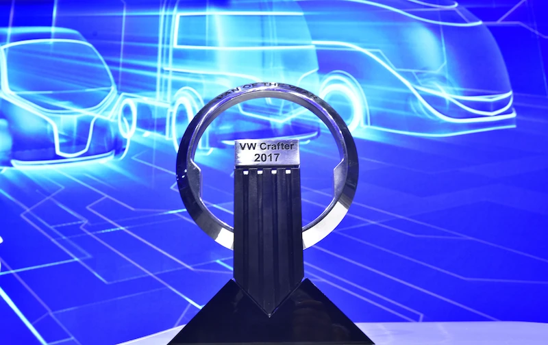 Nowy Crafter z tytułem International Van of the Year 2017 - 1.
