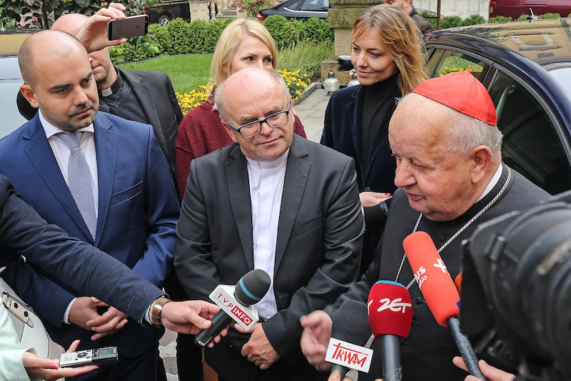 Rozpoczyna się licytacja Golfów, którymi papież Franciszek podróżował podczas Światowych Dni Młodzieży 3 - 2.