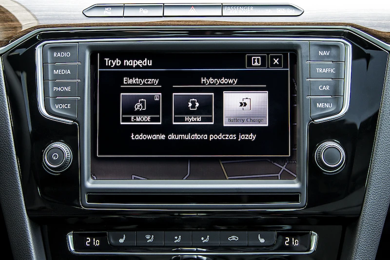 Volkswagen Car-Net - zaawansowany asystent kierowcy - 43.