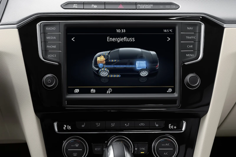Volkswagen Car-Net - zaawansowany asystent kierowcy - 10.