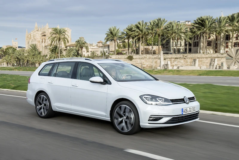 Nowy Volkswagen Golf Variant Highline - 2.