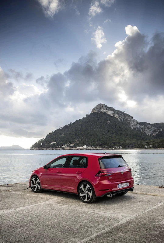 Nowy Golf GTI Performnce - 3.