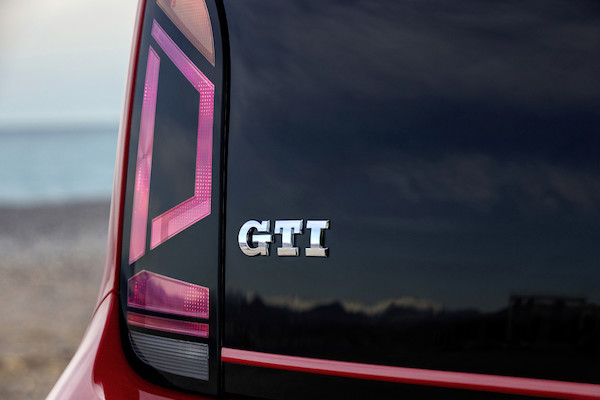 Nowy up! GTI