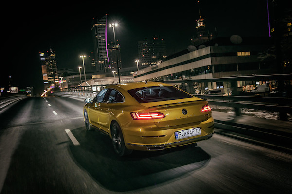 Nocne jazdy VW Home