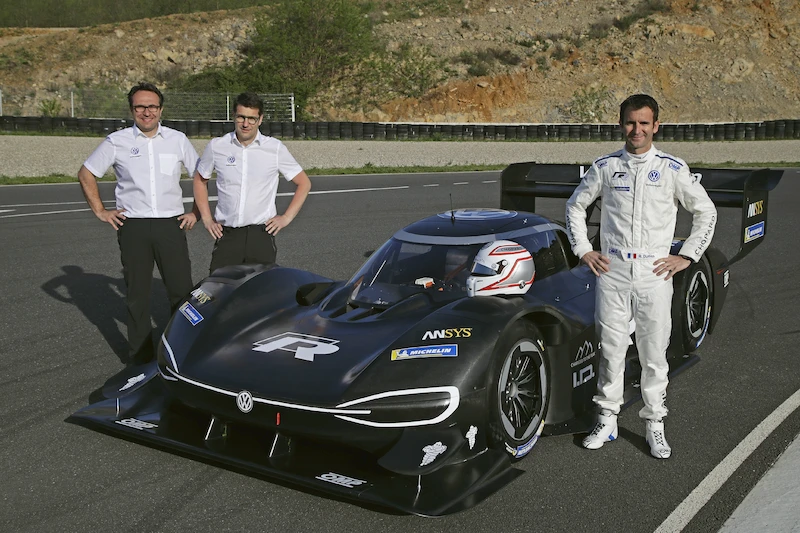 I. D. R Pikes Peak na torze - 24.