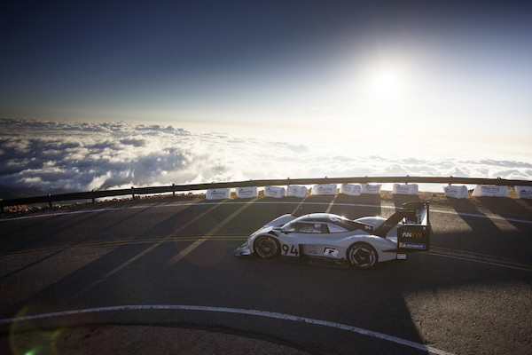 I.D R Pikes Peak bije rekord trasy
