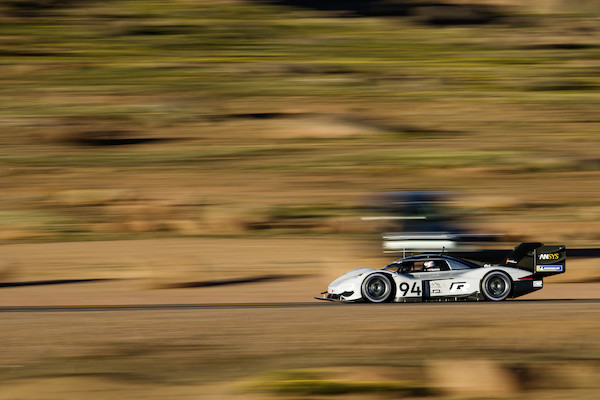 I.D R Pikes Peak bije rekord trasy