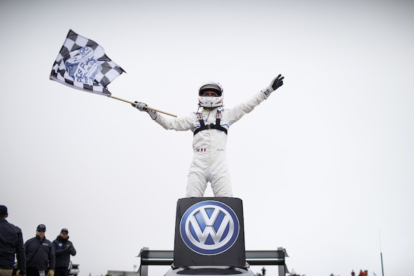 I.D R Pikes Peak bije rekord trasy