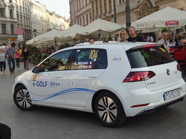 Volkswagen Golf wygrywa w Rajdzie Polski Nowych energii