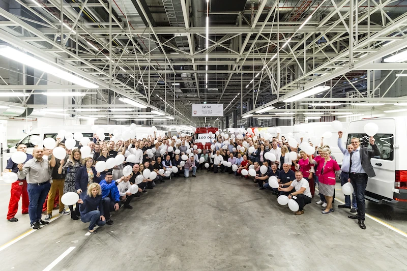 100 tysięcy aut wyprodukowanych w fabryce Volkswagena we Wrześni - 1.