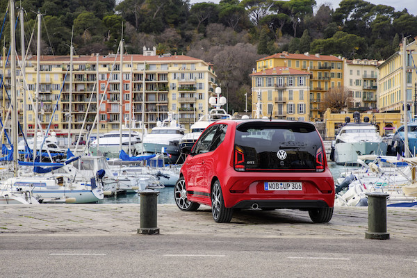 Volkswagen up! GTI