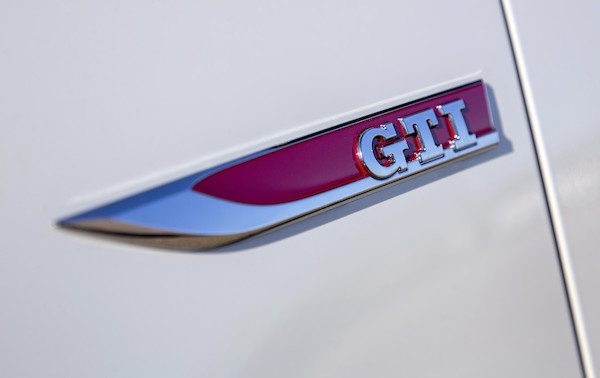 Volkswagen up! GTI