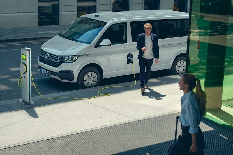 Volkswagen Caravelle 6.1 - 23.