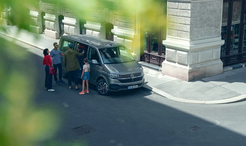 Volkswagen Caravelle 6.1 - 16.