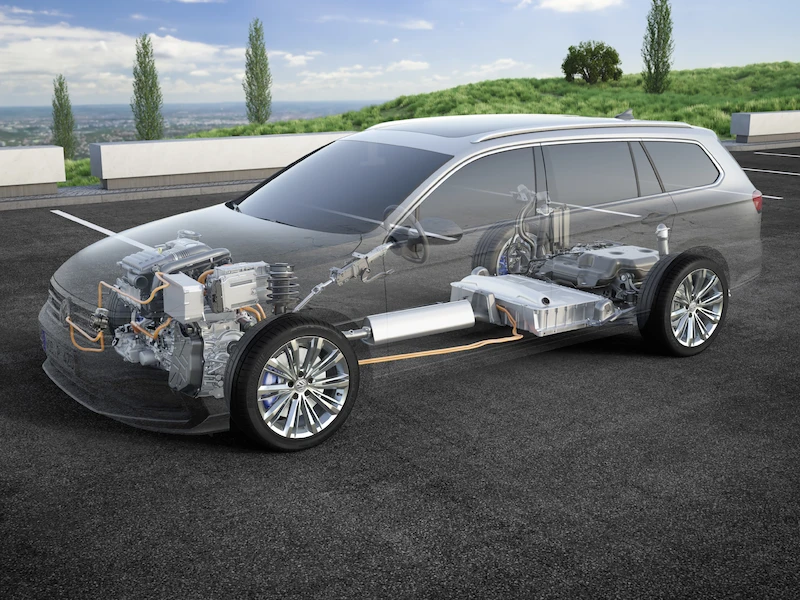 Premiera podczas Salonu Genewskiego: Nowy Passat* jako pierwszy Volkswagen będzie mógł poruszać się częściowo automatycznie przy wyższych prędkościach - 4.