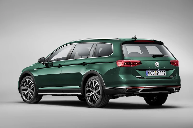 Premiera podczas Salonu Genewskiego: Nowy Passat* jako pierwszy Volkswagen będzie mógł poruszać się częściowo automatycznie przy wyższych prędkościach - 22.