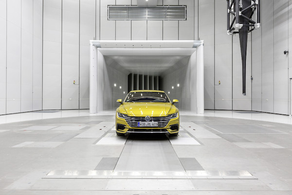 Volkswagen Arteon wybrany najlepszym autem klasy średniej w Polsce