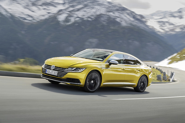 Volkswagen Arteon wybrany najlepszym autem klasy średniej w Polsce