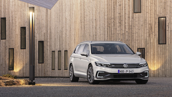 Nowy Passat i elektryczny SUV – ID. CROZZ: nowości Volkswagena podczas Poznań Motor Show 2019