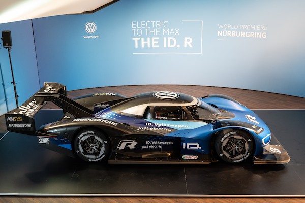 Volkswagen ID. R gotowy do nowych wyzwań