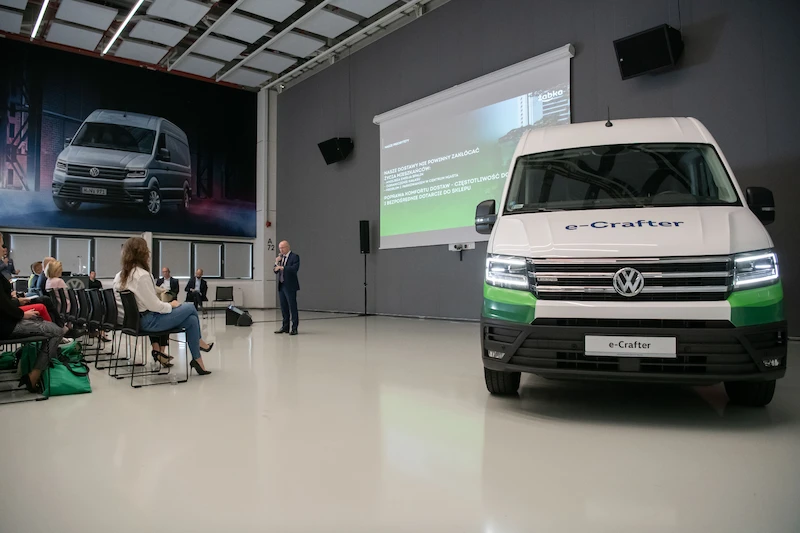 Jak będzie wyglądać nowoczesna logistyka miejska? Żabka Polska testuje e-Craftera w Poznaniu - 3.