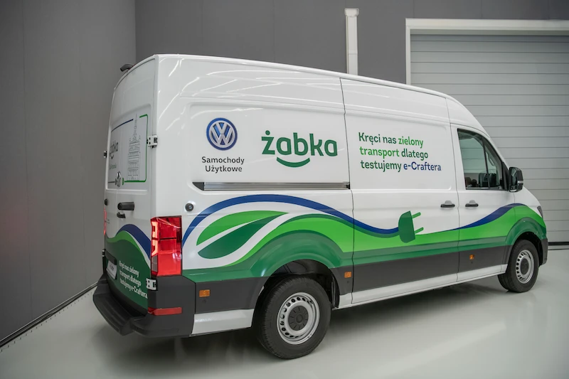 Jak będzie wyglądać nowoczesna logistyka miejska? Żabka Polska testuje e-Craftera w Poznaniu - 8.