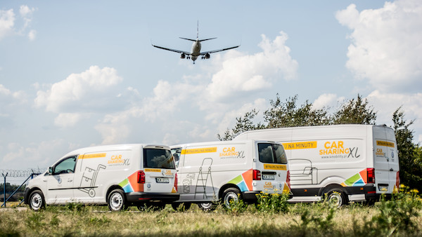 Samochody dostawcze na minuty - podsumowanie pierwszych czterech tygodni projektu realizowanego przez Volkswagen Samochody Dostawcze