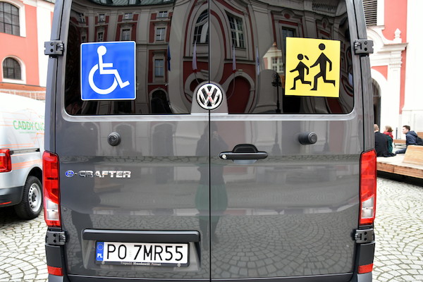 Miasto Poznań testuje elektryczne samochody marki Volkswagen Samochody Dostawcze