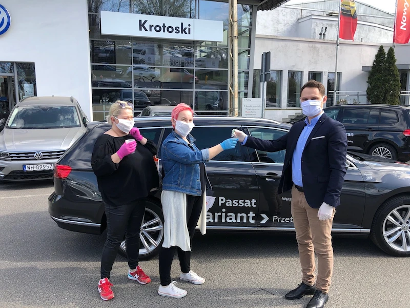 Volkswagen zaangażował się w pomoc inicjatywom wspierającym walkę ze skutkami pandemii - 4.