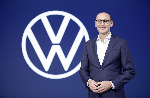 Ralf Brandstätter obejmuje stanowisko CEO marki Volkswagen