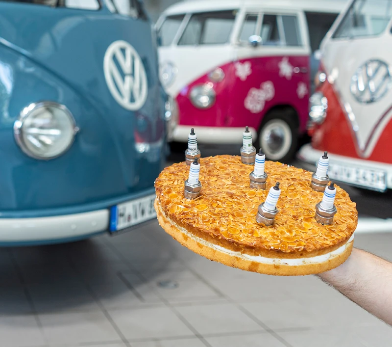 Zdrowie, drogi Jubilacie! Najlepsze życzenia z okazji 70. urodzin! - 4.