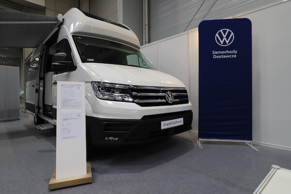 Volkswagen Grand California na targach Caravans Salon Poland 2021