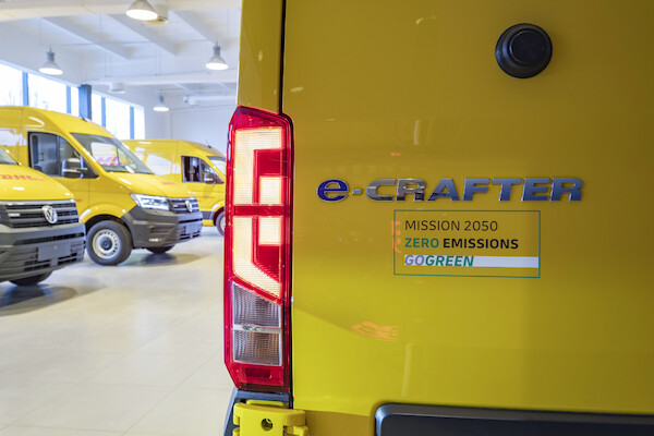 Elektryczne Volkswageny Craftery dla DHL Express