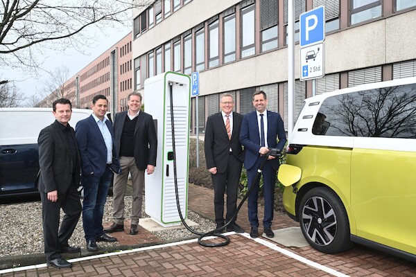 Park ładowania dla 450 pojazdów elektrycznych