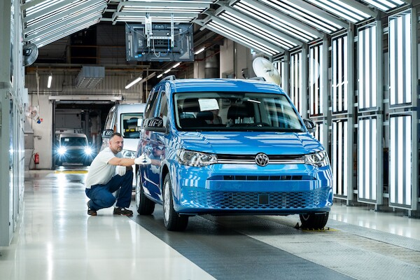 Zwiedzanie zakładów Volkswagen Poznań dla uczniów i studentów