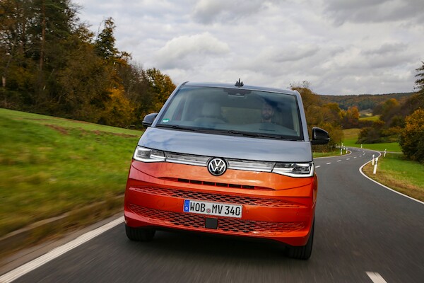 Multivan 6.1 czy nowy Multivan? Oferta marki Volkswagen Samochody Dostawcze