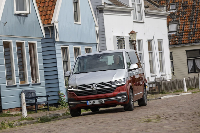 Multivan 6.1 czy nowy Multivan? Oferta marki Volkswagen Samochody Dostawcze - 14.