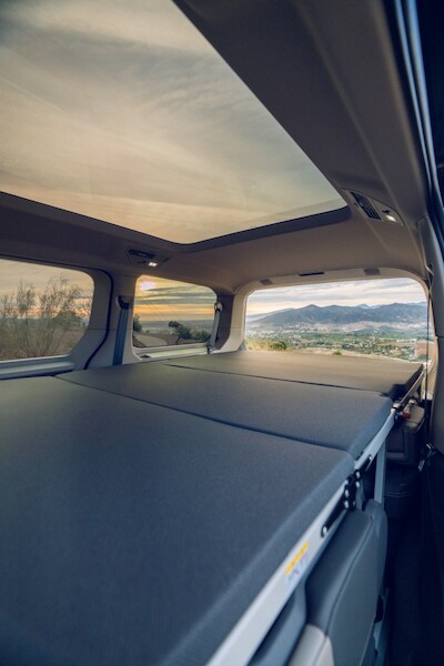 Multivan na spontaniczne wyprawy - pakiet Dobranoc dla komfortowego spędzenia nocy w samochodzie