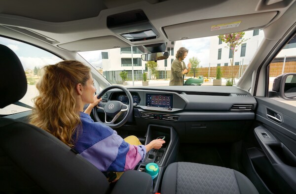 Wybór należy do ciebie: Volkswagen Caddy, zarówno w wariancie osobowym, jak i w wariancie dostawczym, teraz dostępny w wersji eHybrid