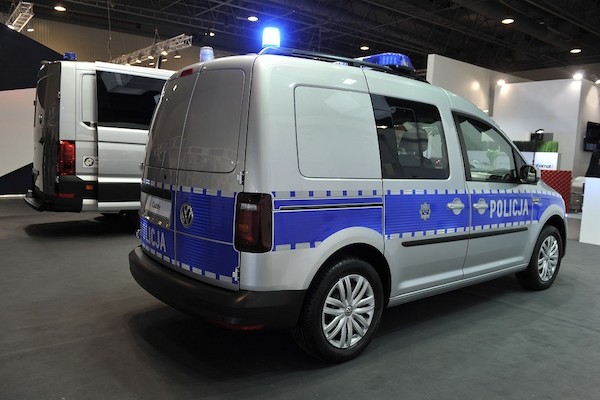 W tym roku Volkswagen Samochody Użytkowe dostarczy dla Policji 391 pojazdów w zabudowie policyjnej