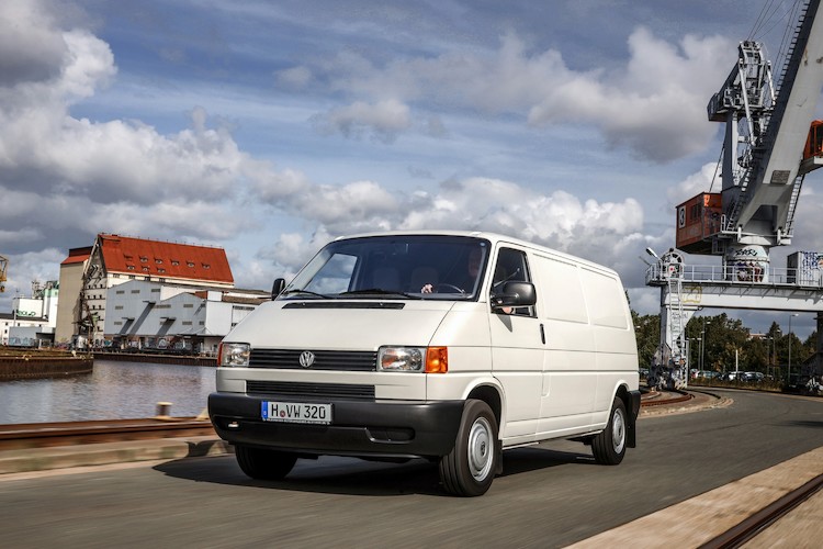 1990 - 2020: 30 lat Volkswagena Transportera T4