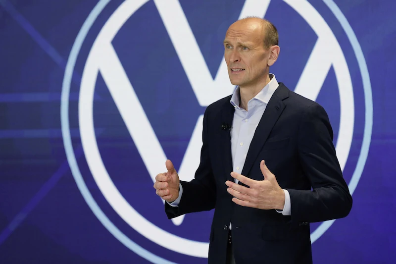 Volkswagen przyspiesza transformację: przedstawiono nową strategię marki „ACCELERATE”