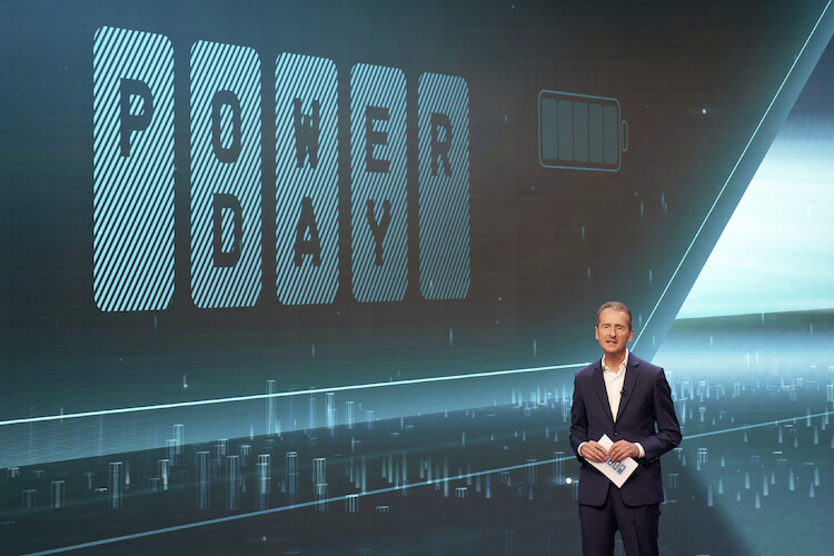 Power Day: Volkswagen prezentuje technologiczną mapę drogową dotyczącą akumulatorów i ładowania samochodów do 2030 roku