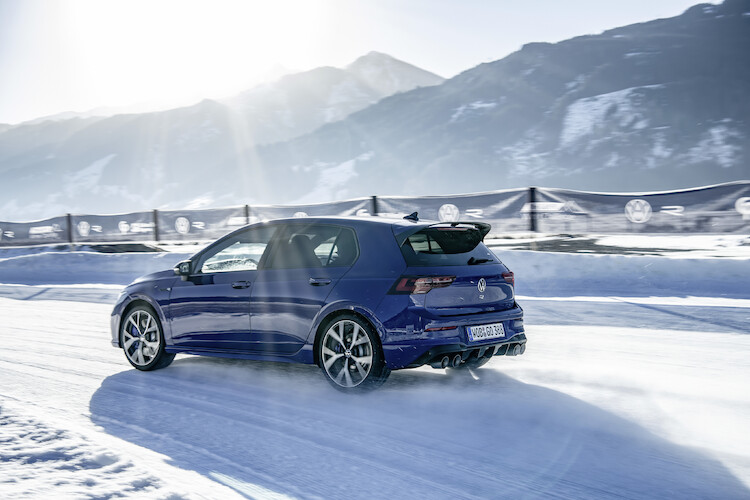 Nowy Golf R wyznacza nowe standardy pod względem osiągów